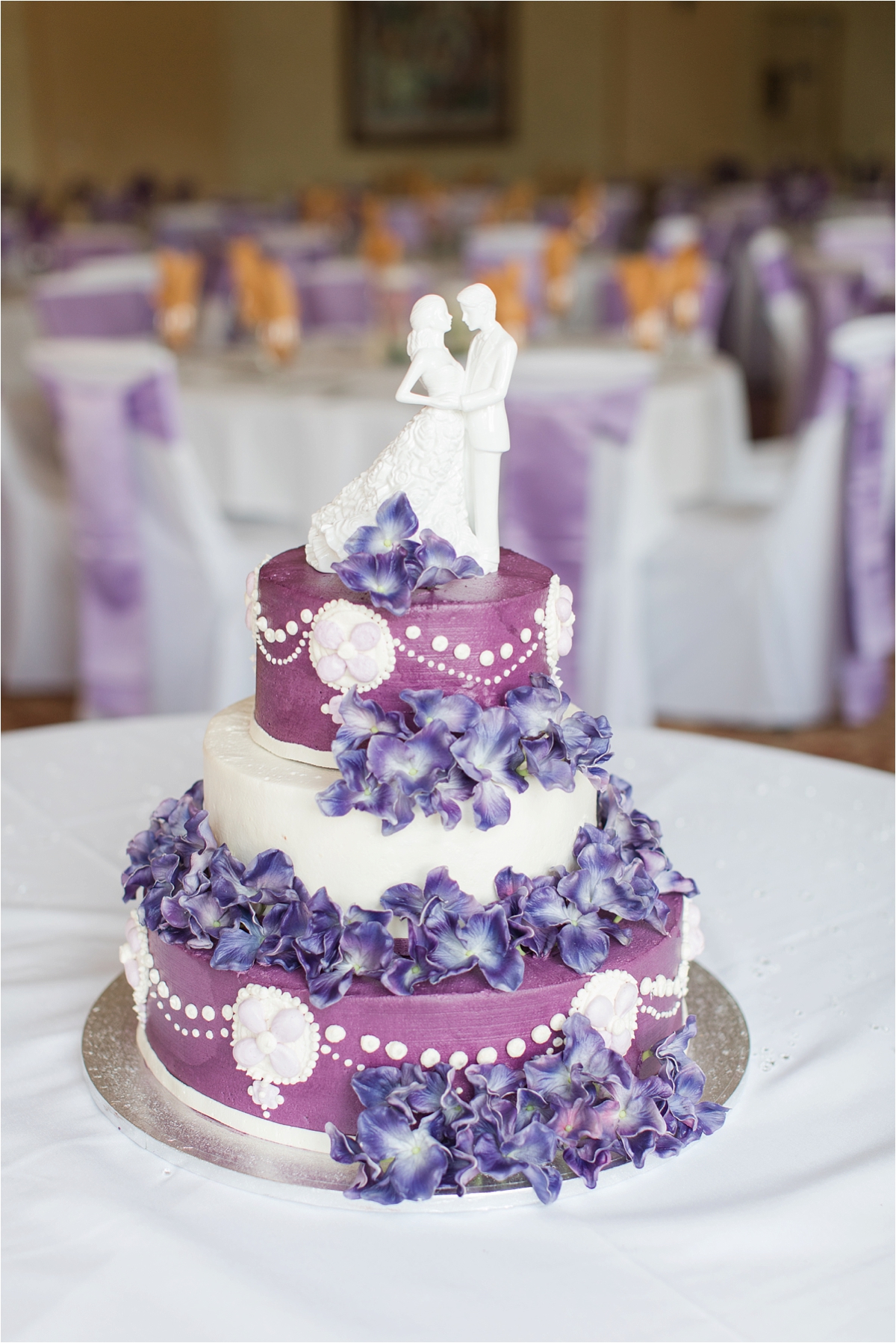 lavender-purple-3-three-tier-wedding-cake-bride-groom-figurine-topper
