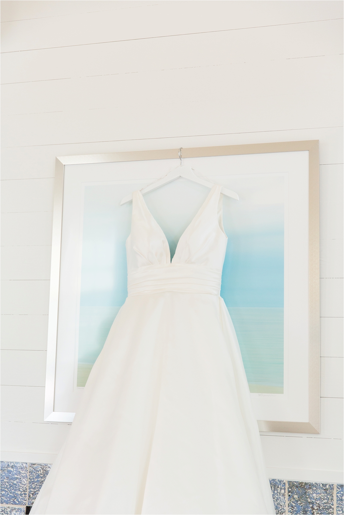 Seaside Florida Wedding Photographer-Catherine Carter + Brian-Wedding dress-Alabama photographer