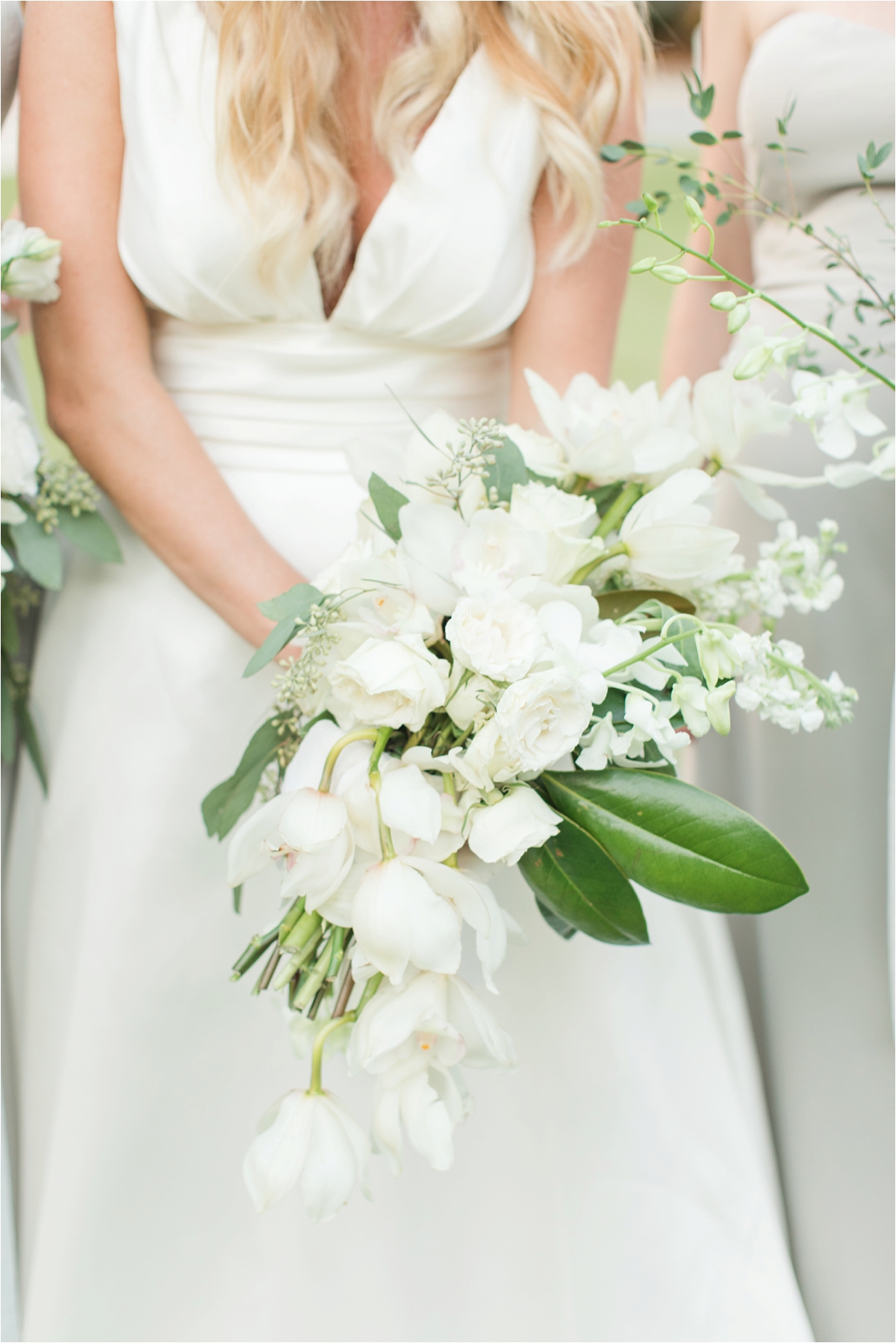 Seaside Florida Wedding Photographer-Catherine Carter + Brian-Alabama photographer-Neutral Wedding-Flower bouquets