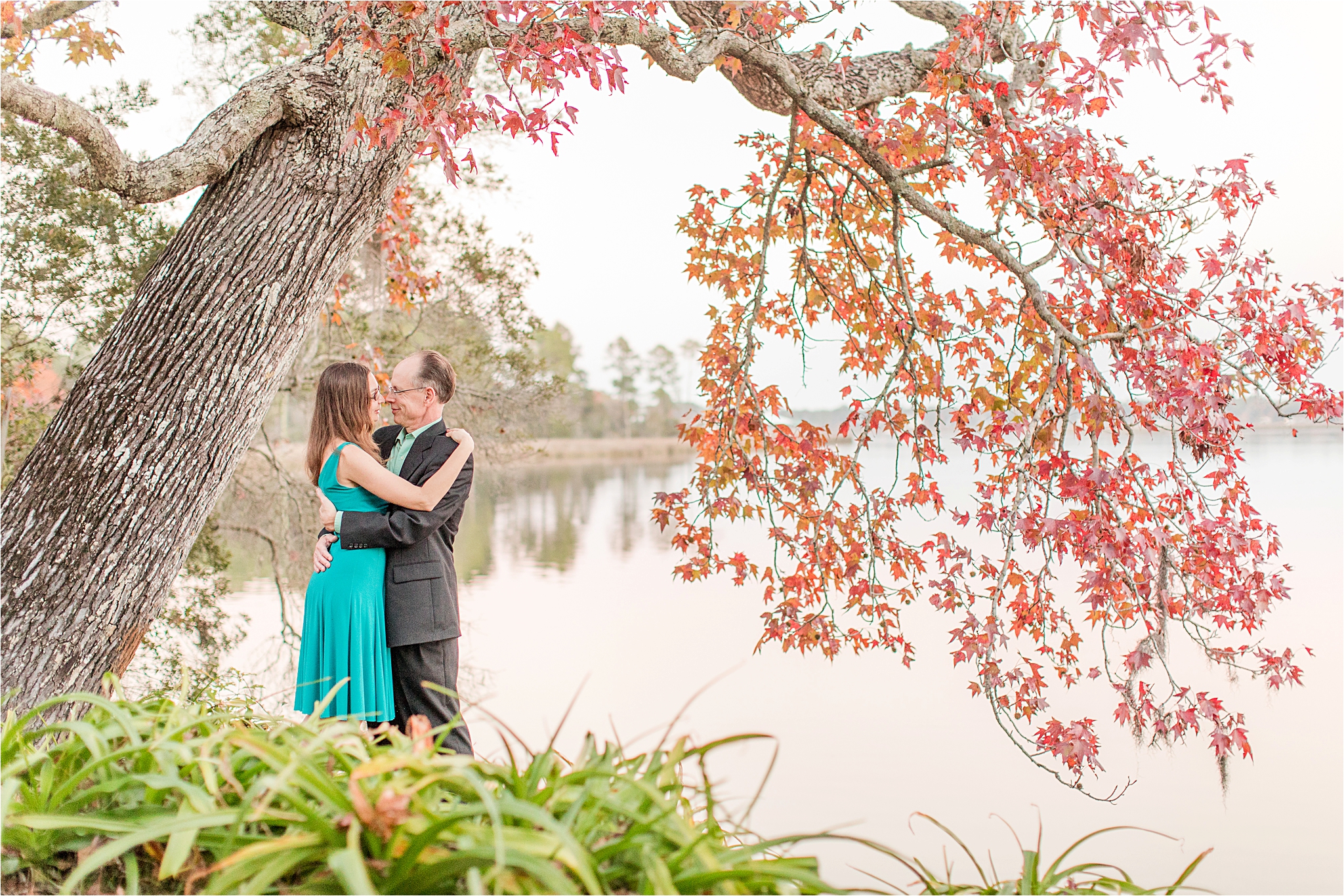 Bellingrath Gardens Engagement Session at Christmas