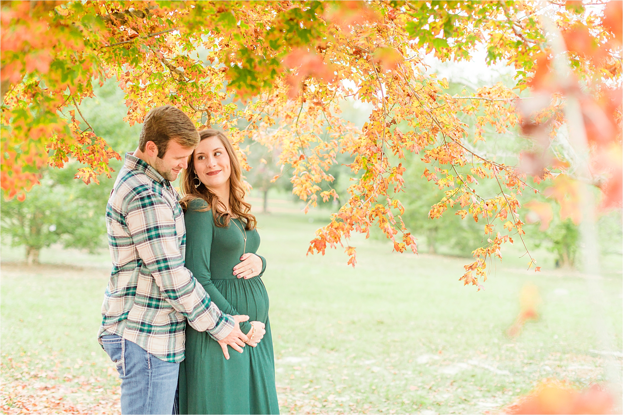 autumn-maternity-session-baby-announcement-alabama-photographer-family