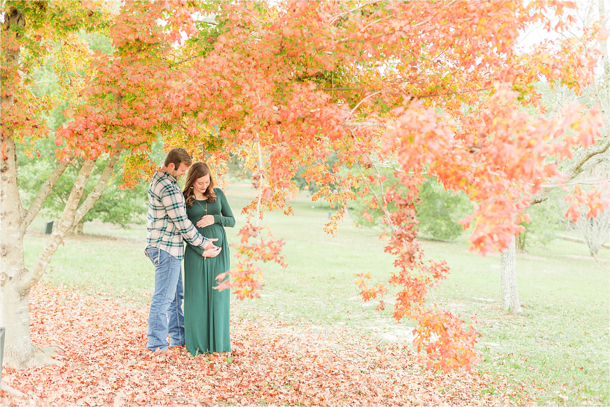 autumn-maternity-session-baby-announcement-alabama-photographer-family