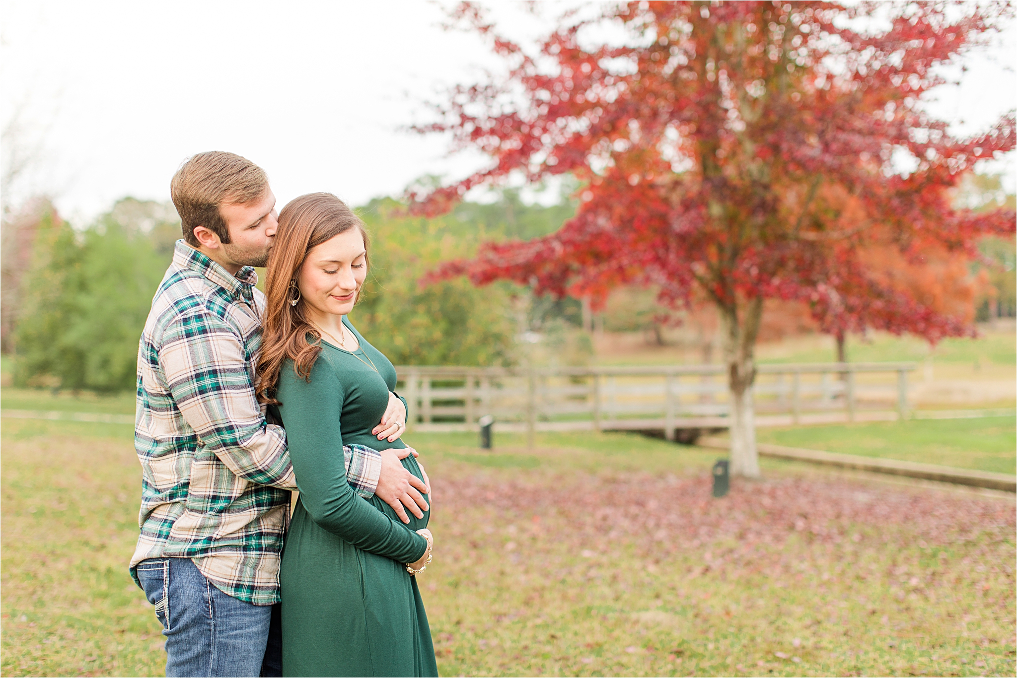 autumn-maternity-session-baby-announcement-alabama-photographer-family