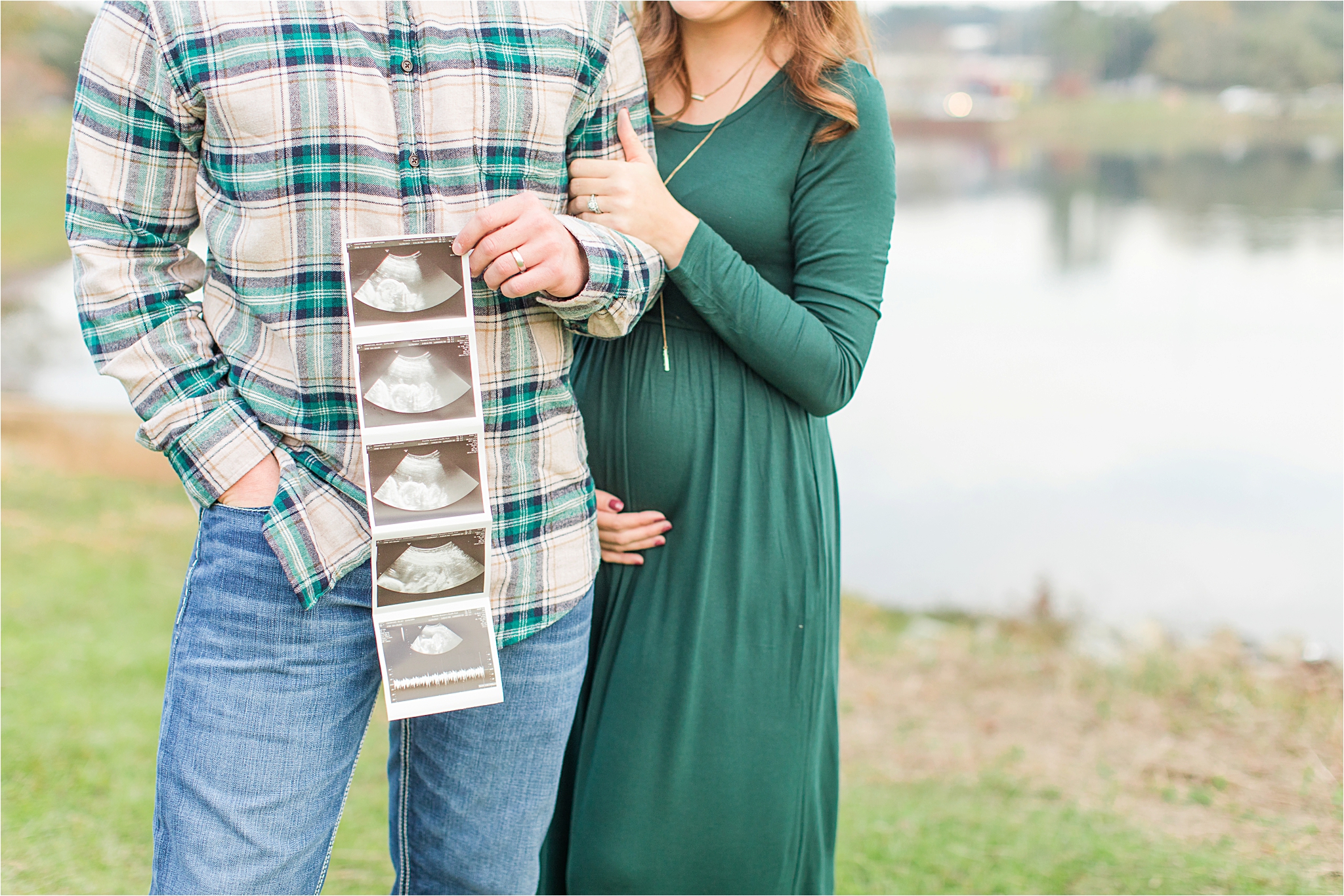 autumn-maternity-session-baby-announcement-sonogram-alabama-photographer-family