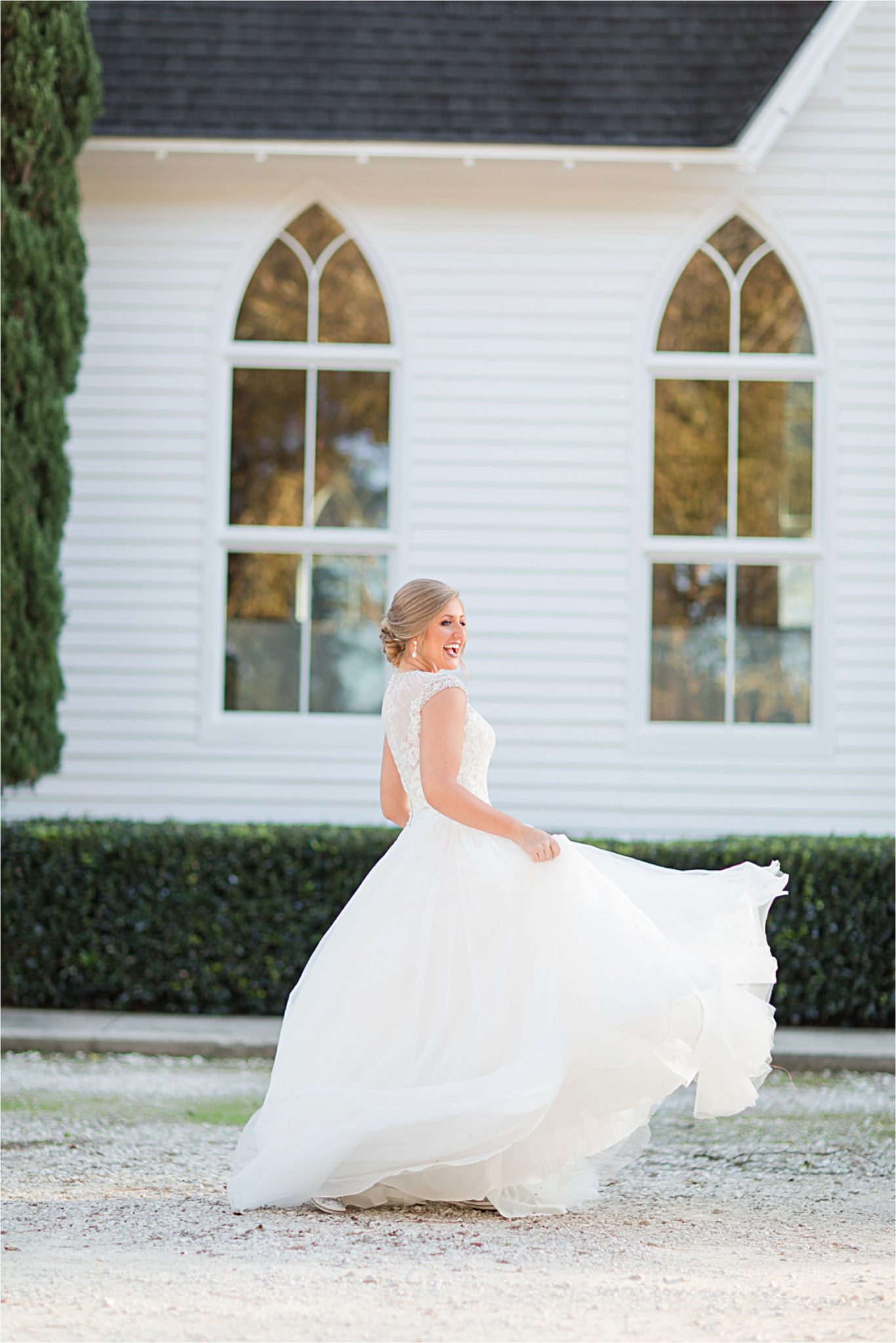 St Francis at the Point Bridal Portraits-Mary Catherine-Alabama photographer-Bridal Shoot-Candid-Wedding Dress