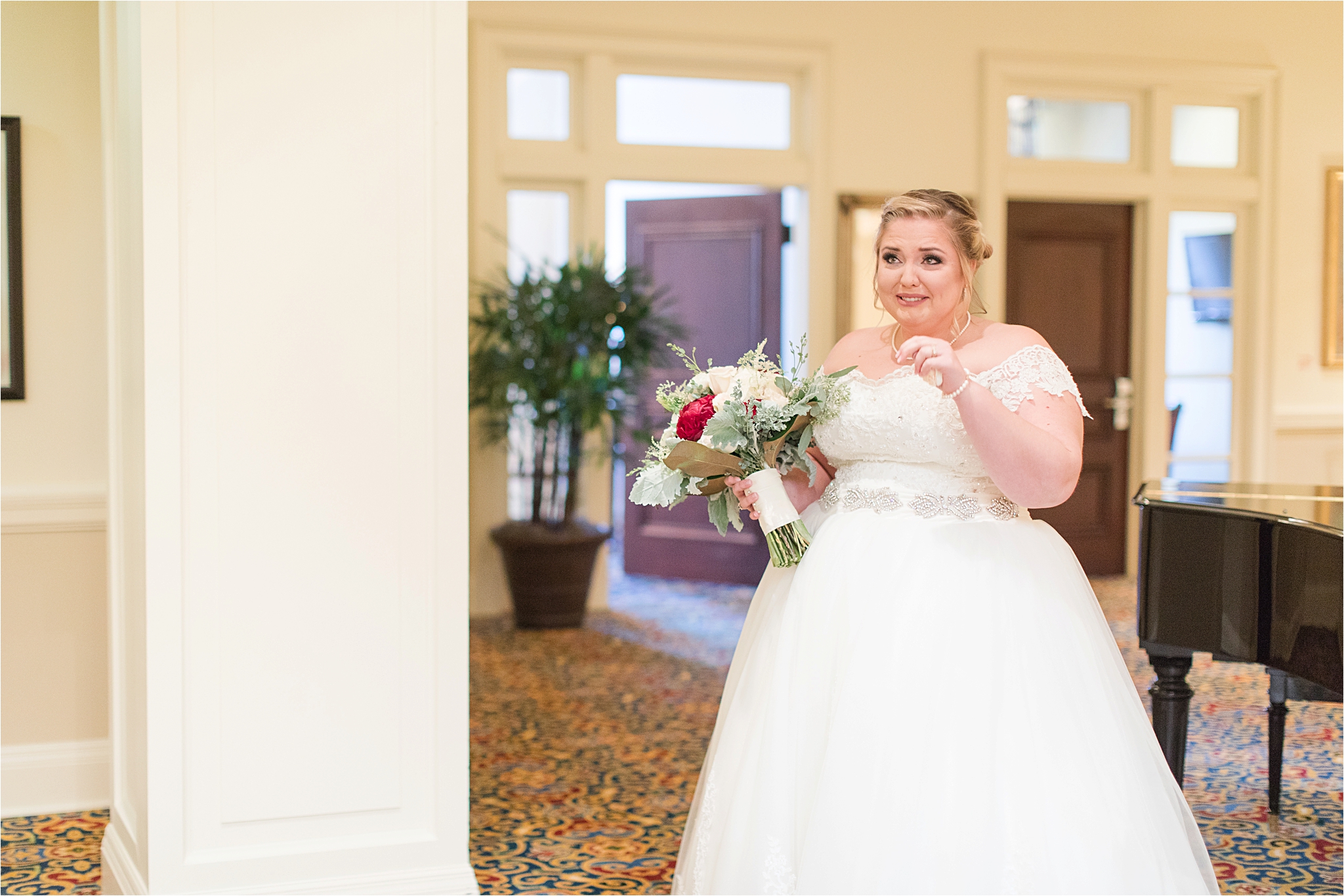 Cranberry and Blush Winter Wedding | Kevin + Samantha