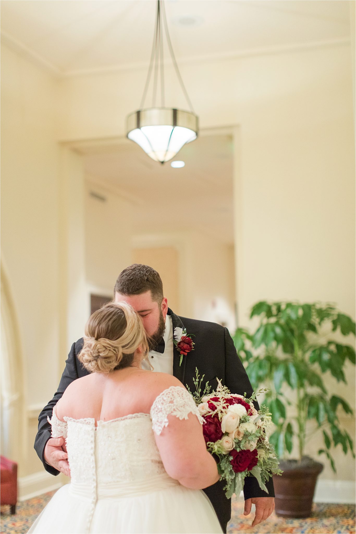 bride-groom-portraits-wedding-photography-Alabama-photographer-mixed-color-rose-bouquet-christmas