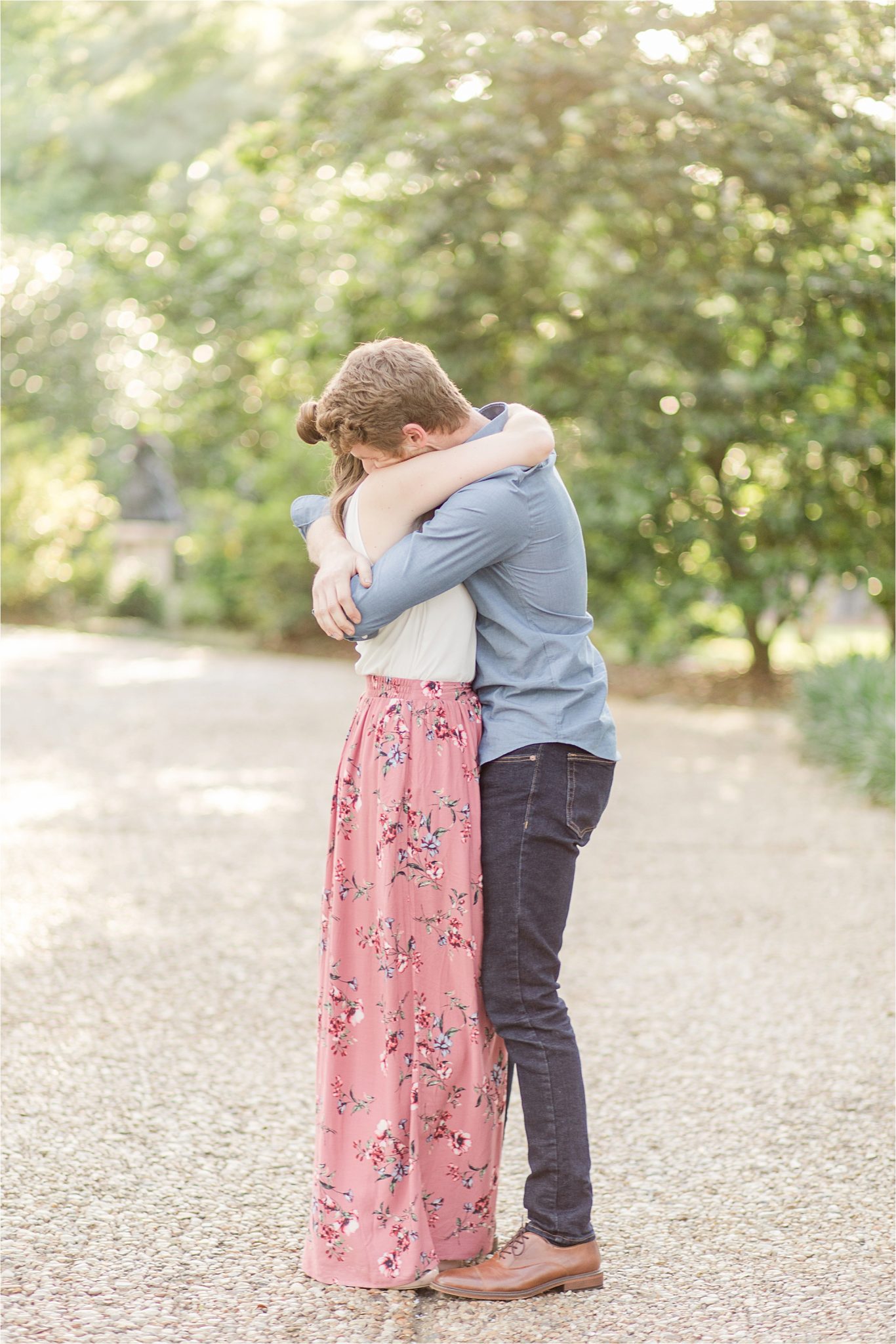 family photography-couple photography-couples hugging portraits-mom and dad