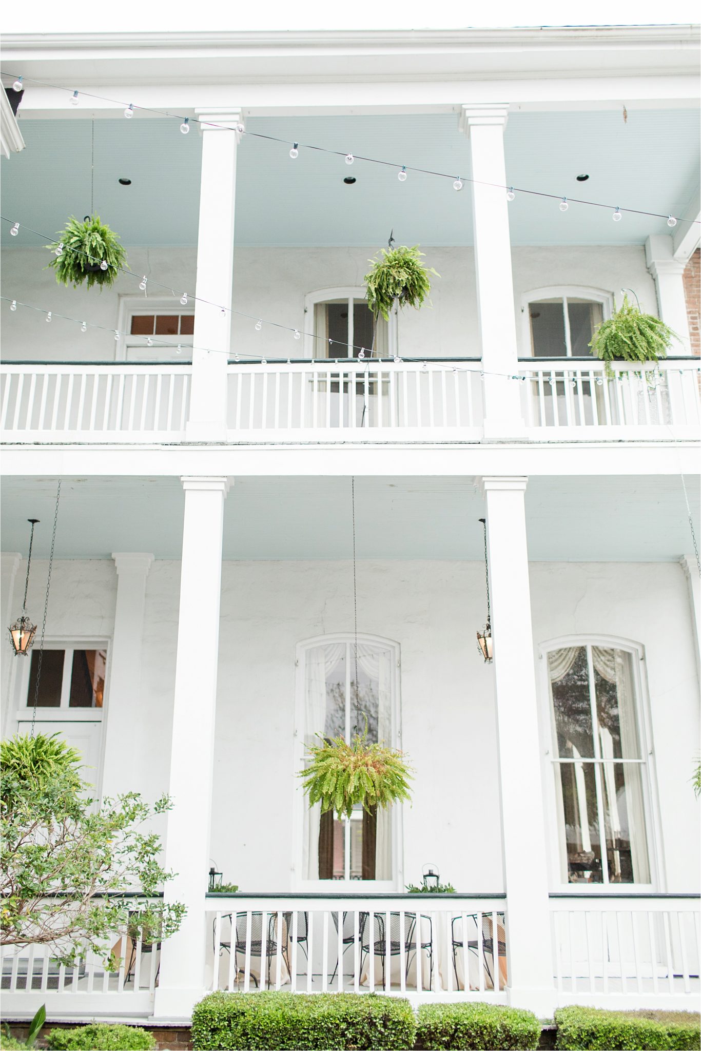 ezell house historic downtown mobile-alabama-wedding venue-drapping lights