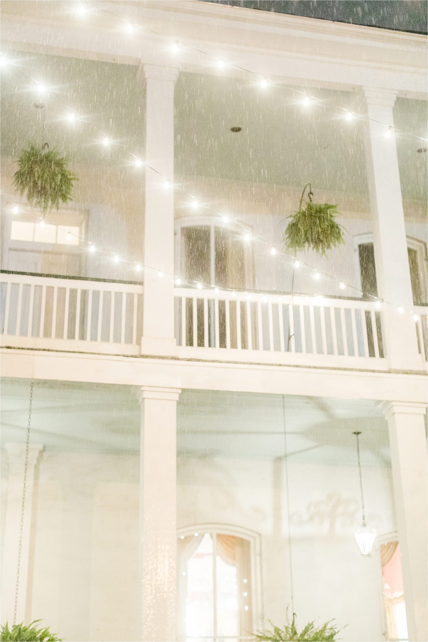 ezell house historic downtown mobile-alabama-wedding venue-drapping lights