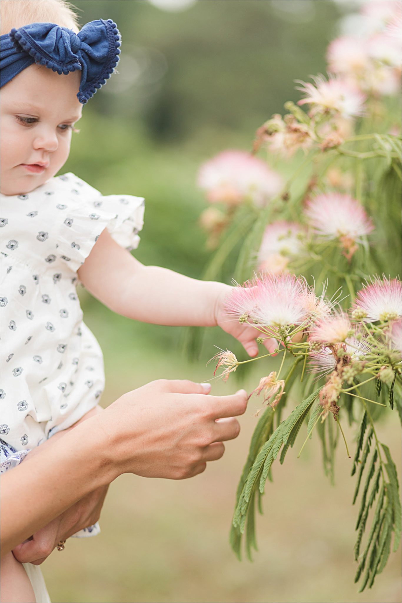 Alabama family photographer-toddler photography-baby headband-babies and flowers