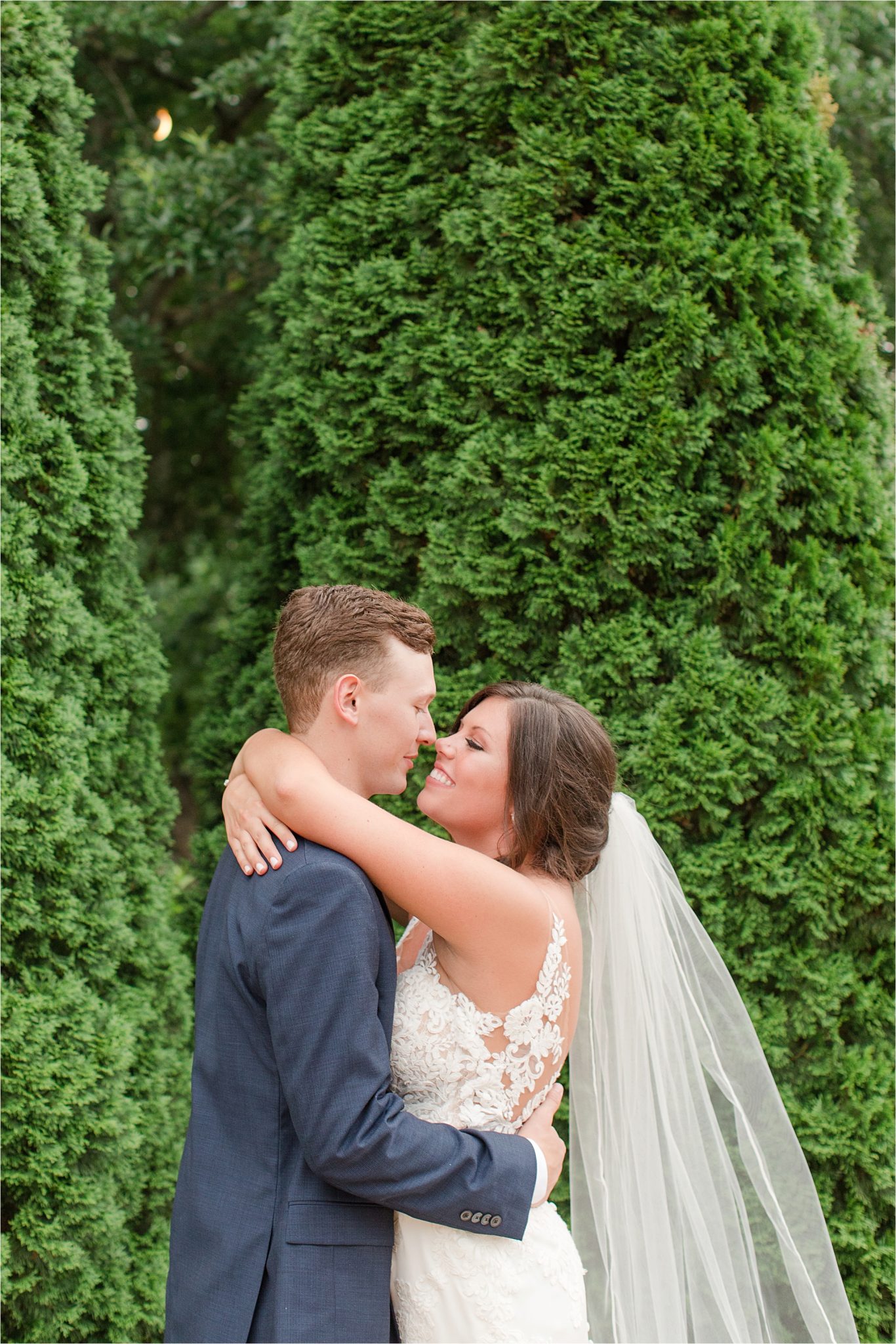 Hedge Farm Wedding, Alabama Wedding Photographer, Barn Wedding, navy and neutral themed wedding, bride and groom