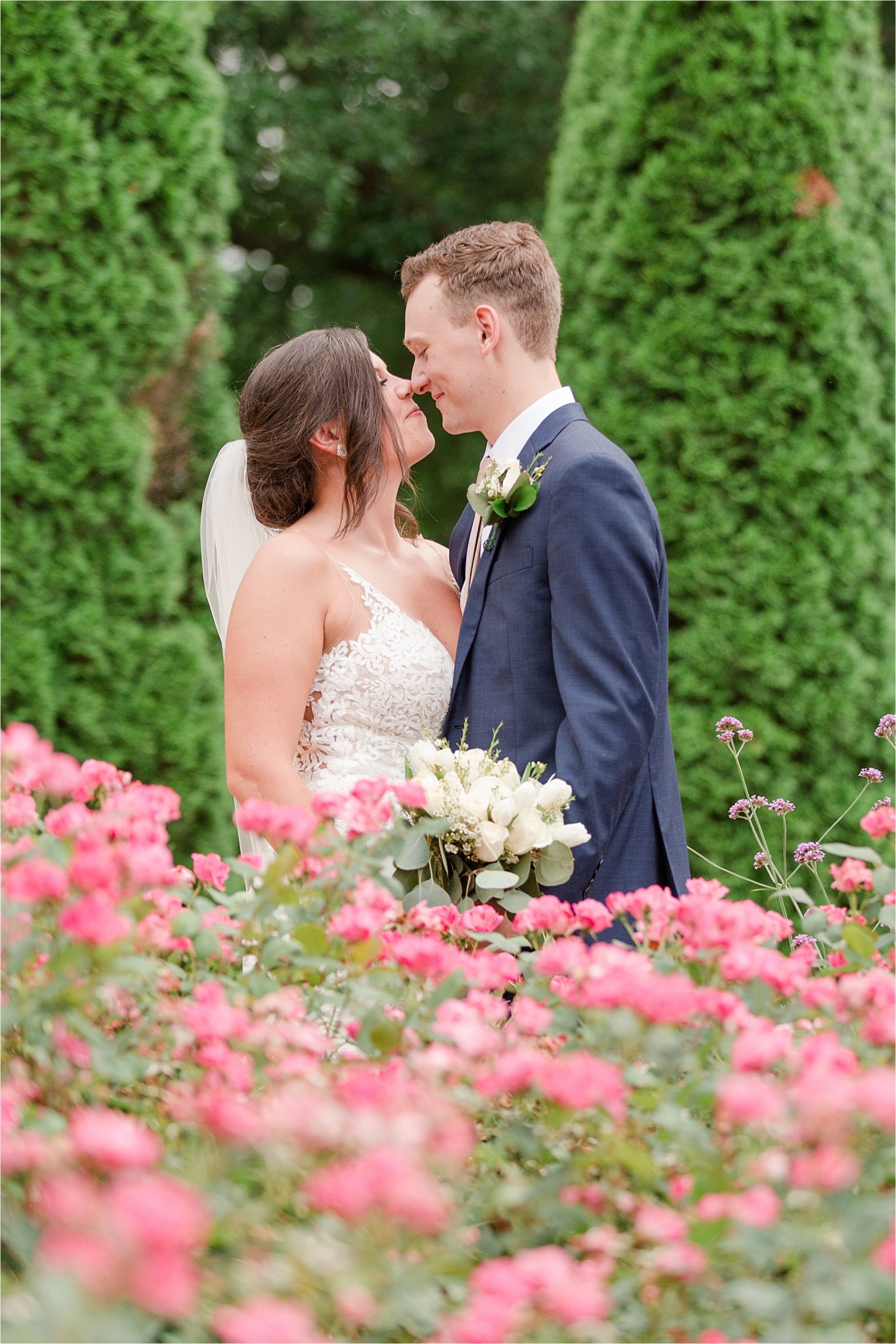 Hedge Farm Wedding, Alabama Wedding Photographer, Barn Wedding, navy and neutral themed wedding, bride and groom