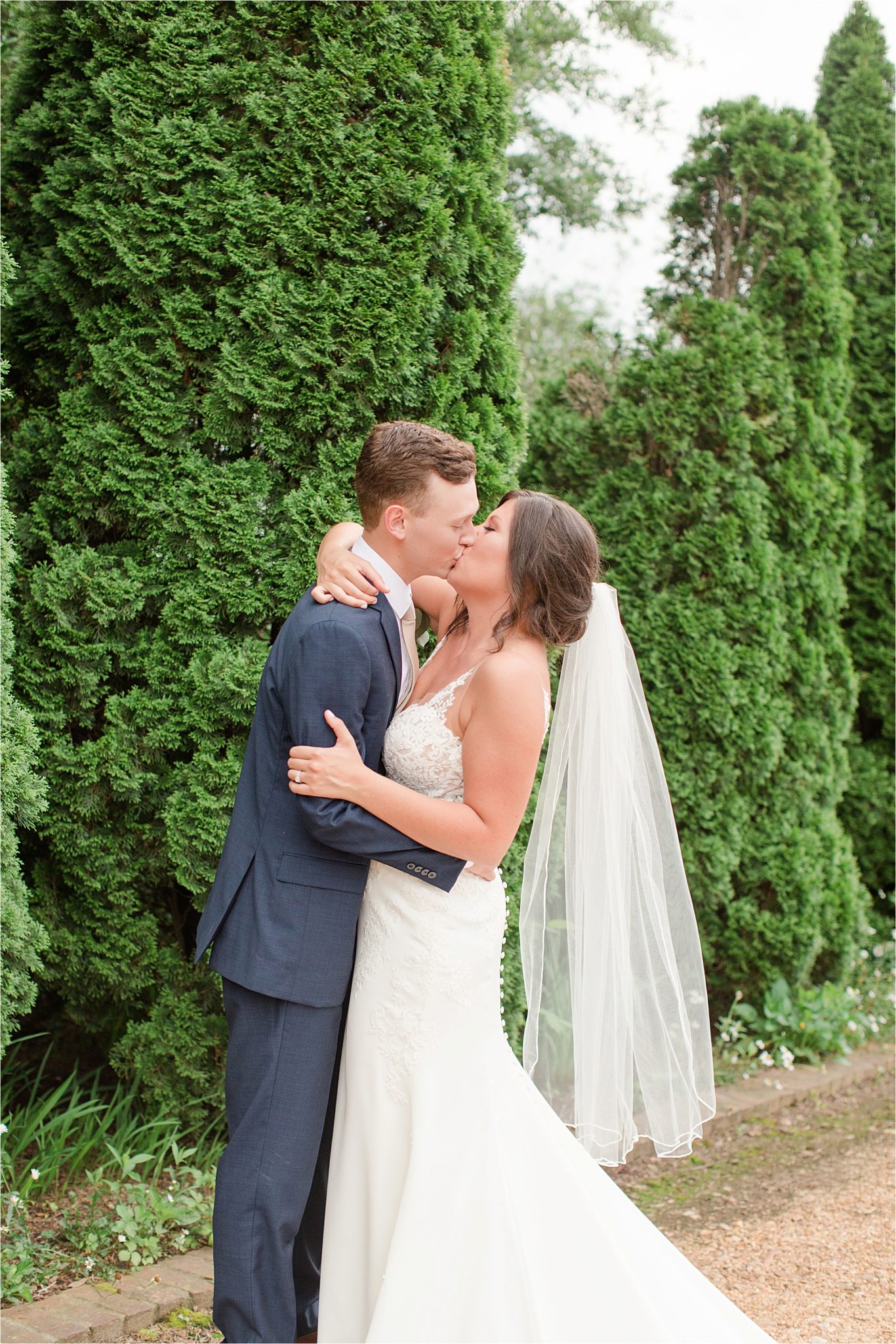 Hedge Farm Wedding, Alabama Wedding Photographer, Barn Wedding, navy and neutral themed wedding, bride and groom