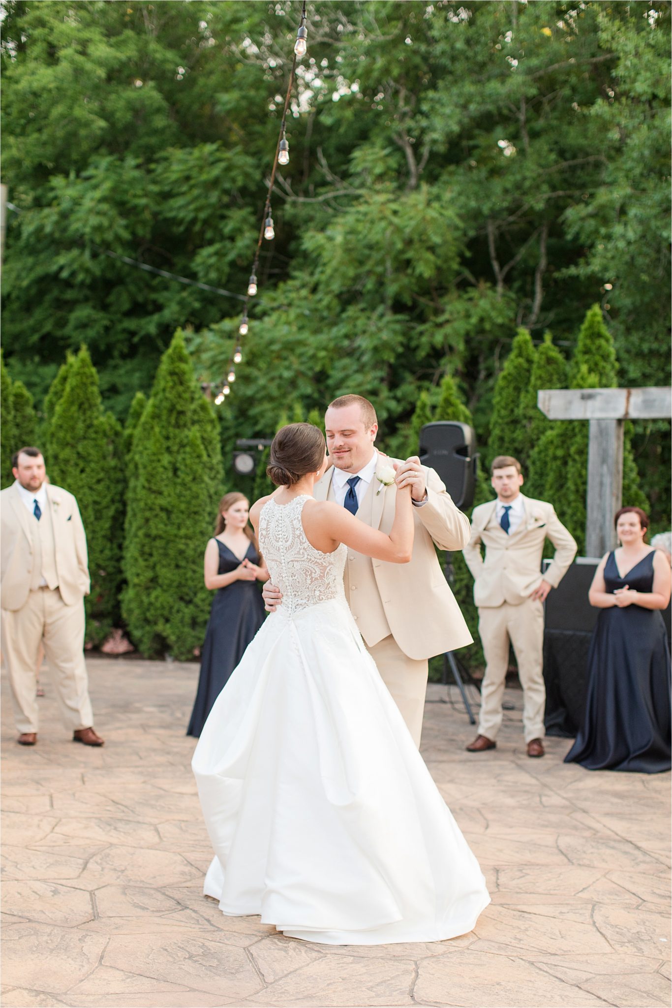 Sonnet House, Birmingham Alabama Wedding Photographer, Wedding dance, Wedding reception