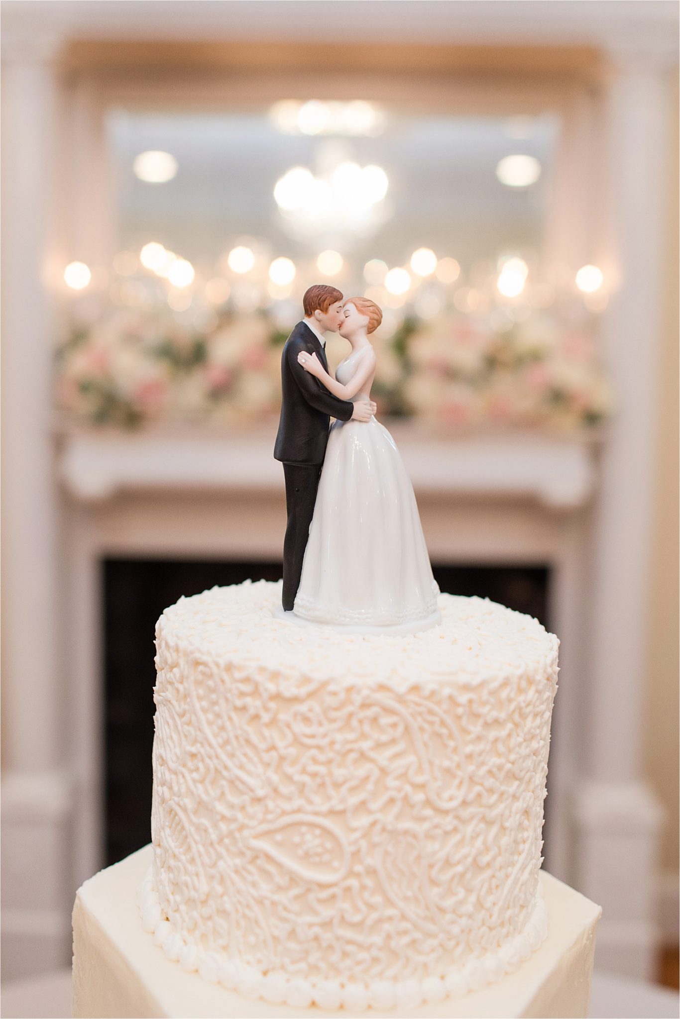 Sonnet House, Birmingham Alabama Wedding Photographer, Traditional wedding cake, Wedding dessert