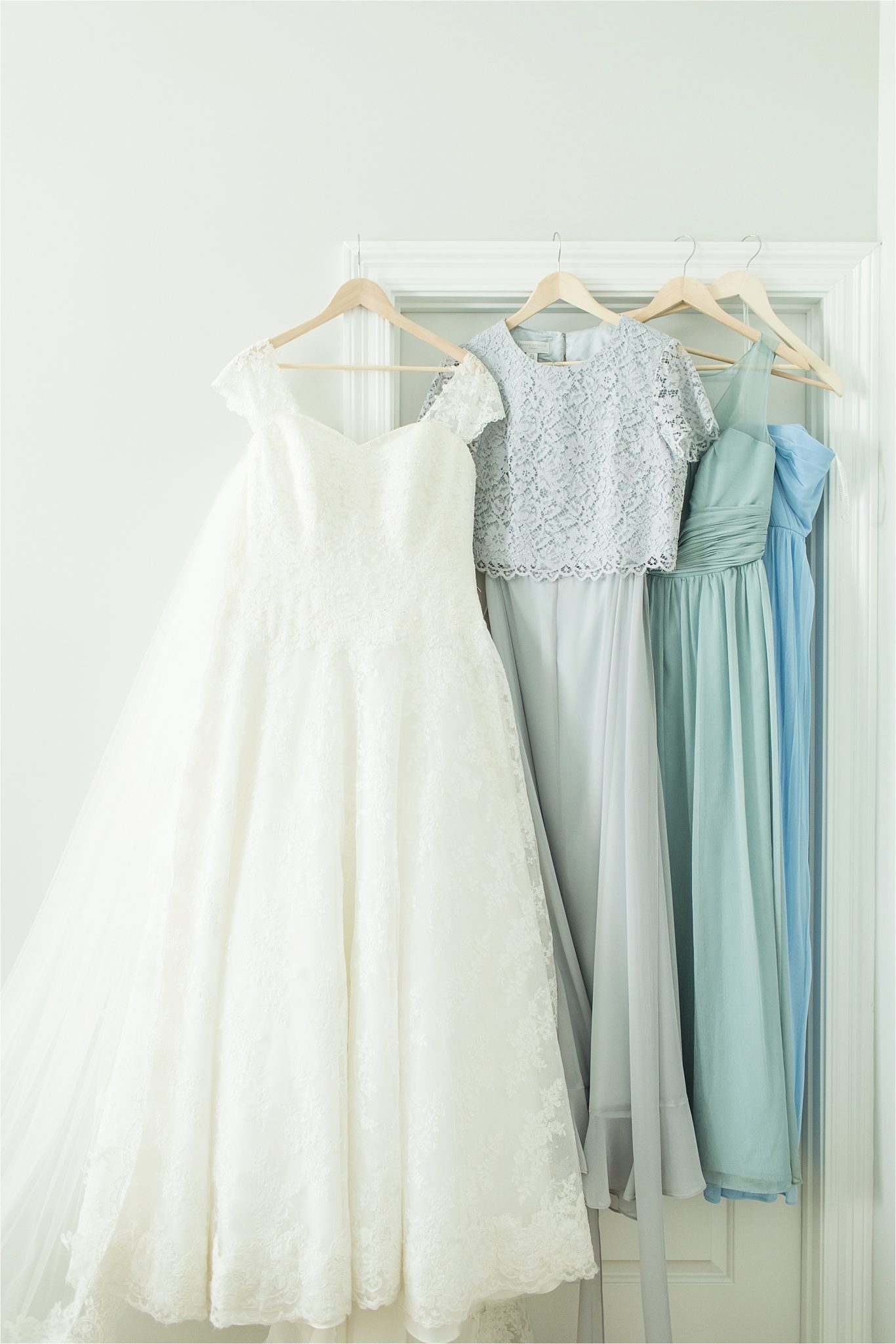 Wedding Dress-Bridesmaids Dress-Pastel Themed Wedding-The Chapel at the Waters-Montgomery Alabama Photographer-Miles & Meredyth-Pastel-Blue Wedding Theme