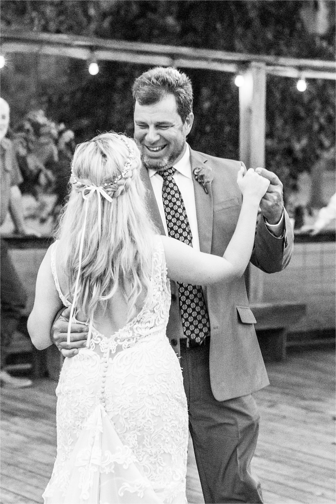 Daddy-daughter-dance-precious-moments-wedding-reception